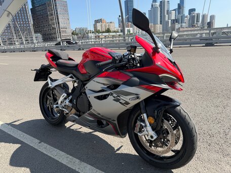 2025 QJMotor SRK 921 RR, красный, 1100000 рублей, вид 2