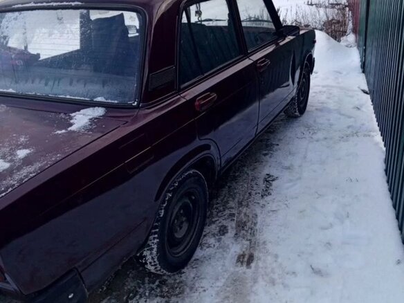 2005 Lada (ВАЗ) 2107, пурпурный, 115000 рублей - вид 3