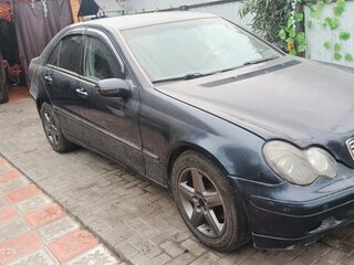 2001 Mercedes-Benz C-Класс 180 II (W203), синий, 470000 рублей, вид 1