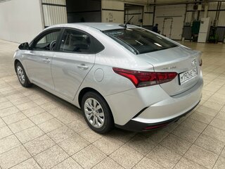 2021 Hyundai Solaris II Рестайлинг, серебристый, 1499000 рублей, вид 4