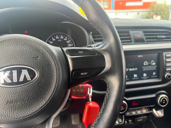 2018 Kia Rio IV, красный - вид 14