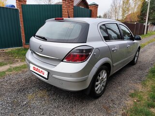 2014 Opel Astra H Рестайлинг, серебристый, 730000 рублей, вид 5