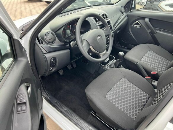 2026 Lada (ВАЗ) Granta I Рестайлинг, белый, 1094000 рублей - вид 6