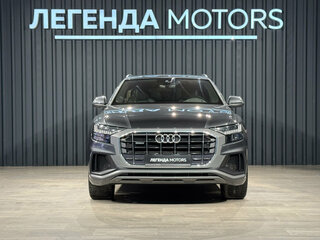 2021 Audi Q8 55 TFSI I (4M), серый, 7500000 рублей, вид 2
