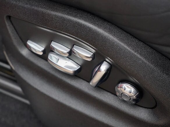 2019 Porsche Cayenne Coupé III, оранжевый, 8500000 рублей - вид 35