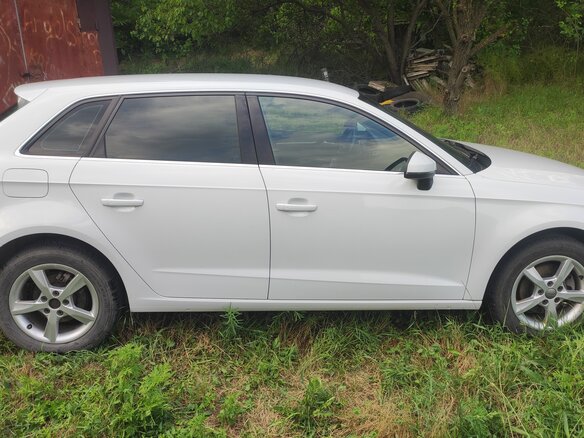 2014 Audi A3 III (8V), белый, 1300000 рублей - вид 3