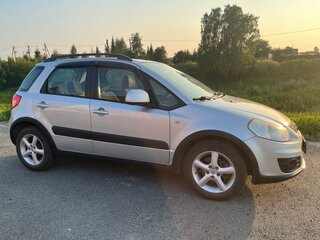 2010 Suzuki SX4 I (Classic) Рестайлинг, серебристый, 650000 рублей, вид 5