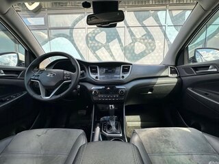 2017 Hyundai Tucson III, белый, 1895000 рублей, вид 2