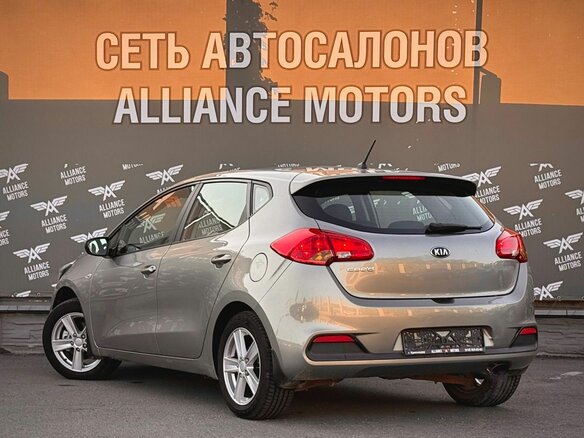 2012 Kia Ceed II, серебристый, 925000 рублей - вид 4