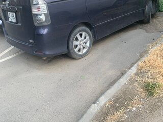 2007 Toyota Voxy II (R70), фиолетовый, 1270000 рублей, вид 2