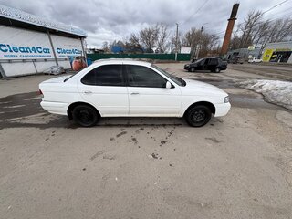 2002 Nissan Sunny B15, белый, 250000 рублей, вид 2