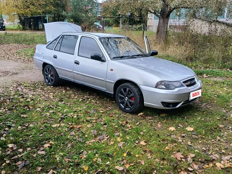 2012 Daewoo Nexia I Рестайлинг, серебристый, 480000 рублей, вид 3