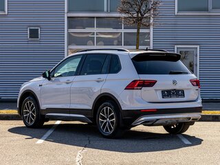 2020 Volkswagen Tiguan II, белый, 1995000 рублей, вид 4