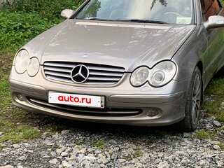 2004 Mercedes-Benz CLK-Класс 200 II (W209), бежевый, 1700000 рублей, вид 3