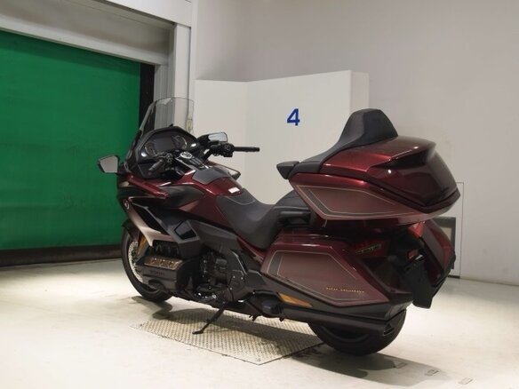 2025 Honda GL 1800 Gold Wing, коричневый, 2945000 рублей - вид 5