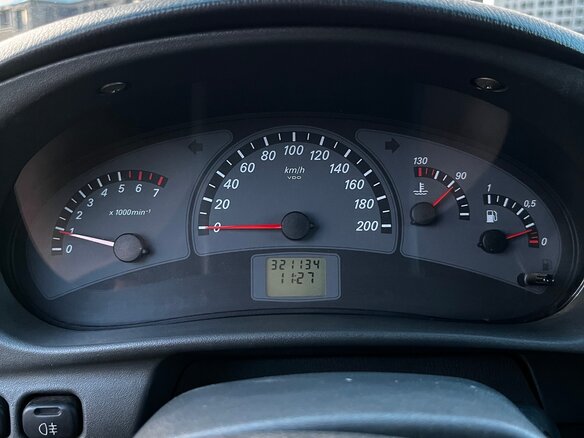 2012 Lada (ВАЗ) 2110 Богдан, серебристый, 260000 рублей - вид 9
