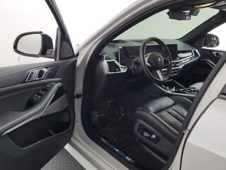 2025 BMW X5 40d IV (G05/G18) Рестайлинг, белый, 13800000 рублей, вид 5