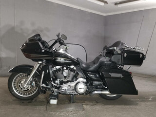 2010 Harley-Davidson Road Glide, чёрный, 799000 рублей, вид 2