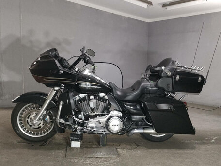 2010 Harley-Davidson Road Glide, чёрный, 799000 рублей, вид 2
