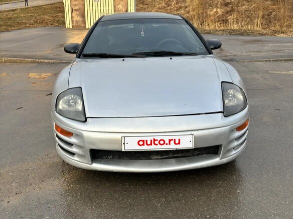 2002 Mitsubishi Eclipse III, серебристый, 550000 рублей