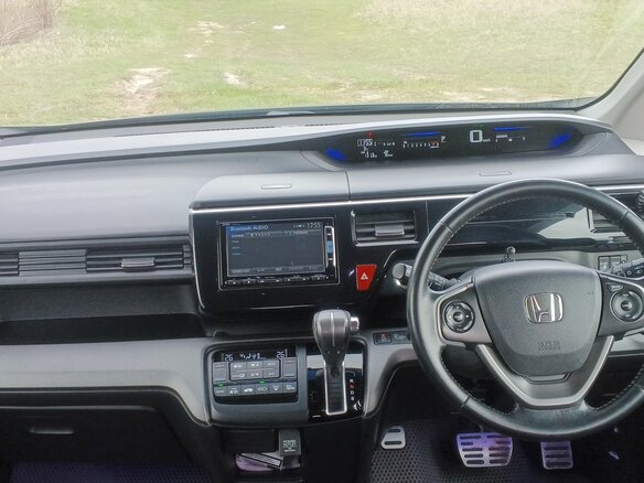 2015 Honda Stepwgn Spada V, чёрный, 1850000 рублей - вид 8