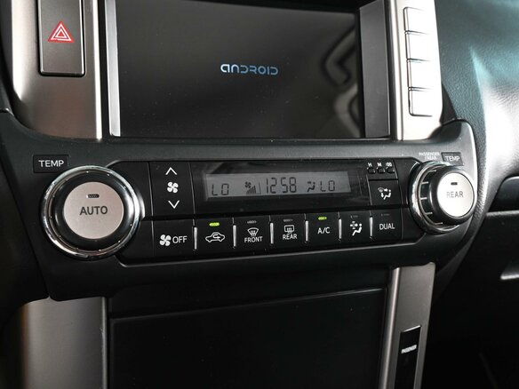 2013 Toyota Land Cruiser Prado 150 Series Рестайлинг 1, чёрный, 2580000 рублей - вид 16