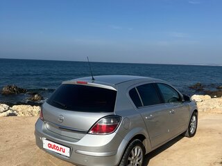 2012 Opel Astra H Рестайлинг, серебристый, 710000 рублей, вид 1