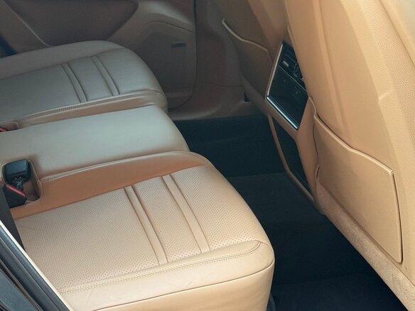 2020 Porsche Cayenne III, чёрный - вид 15