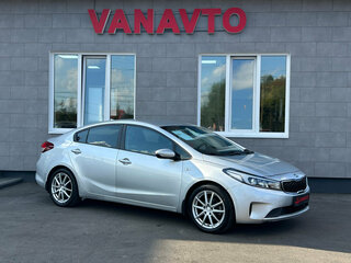 2017 Kia Cerato III Рестайлинг (Classic), серебристый, 1260000 рублей, вид 3