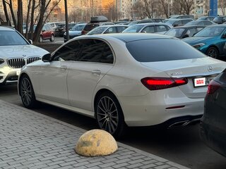 2020 Mercedes-Benz E-Класс 350 V (W213, S213, C238) Рестайлинг, белый, 5100000 рублей, вид 3