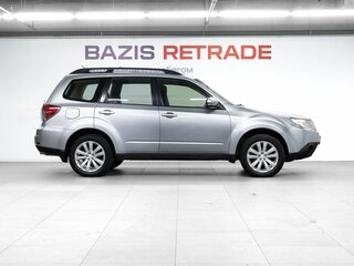 2011 Subaru Forester III Рестайлинг, серебристый, 1100000 рублей, вид 4