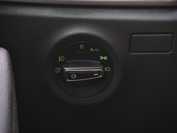 2021 Skoda Rapid II, белый - вид 19