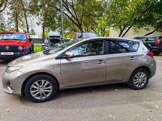 2014 Toyota Auris II, золотистый, 1020000 рублей, вид 4
