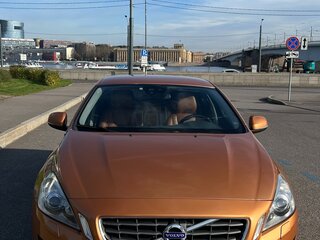 2012 Volvo S60 II, оранжевый, 1200000 рублей, вид 1