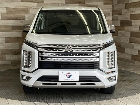 Mitsubishi Delica D:5 I Рестайлинг