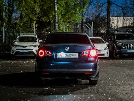 2009 Volkswagen Jetta V, синий, 359000 рублей, вид 4