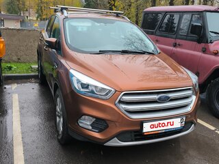 2017 Ford Kuga II Рестайлинг, коричневый, 1750000 рублей, вид 3