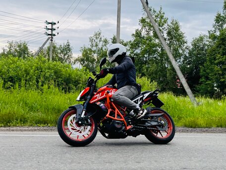 2019 KTM 390 Duke, оранжевый, 310000 рублей, вид 2