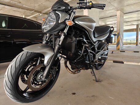 2011 Suzuki SFV 400 Gladius, серый, 400000 рублей, вид 5