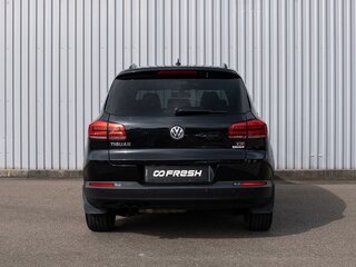 2015 Volkswagen Tiguan I Рестайлинг, чёрный, 1349000 рублей, вид 4