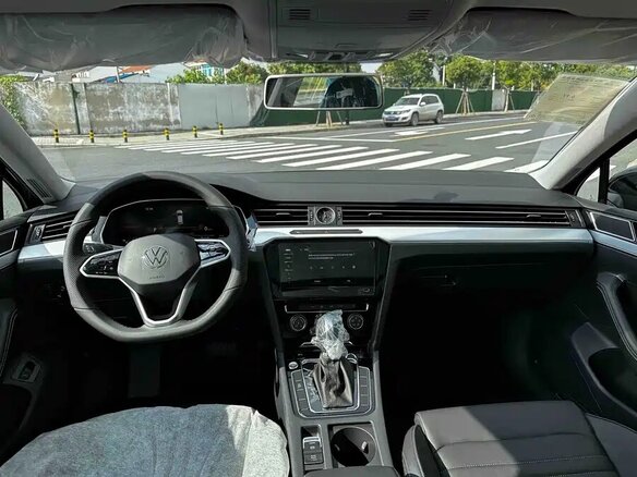 2025 Volkswagen Magotan B8 Рестайлинг, чёрный, 2423000 рублей - вид 7