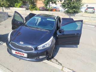 2013 Kia Ceed II, чёрный, 700000 рублей, вид 2