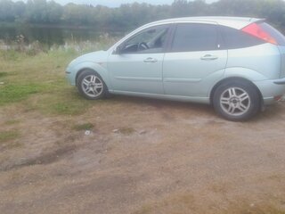 2004 Ford Focus I Рестайлинг, серебристый, 270000 рублей, вид 5
