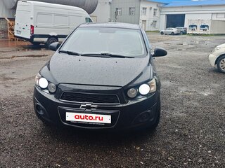 2013 Chevrolet Aveo II, чёрный, 650000 рублей, вид 1