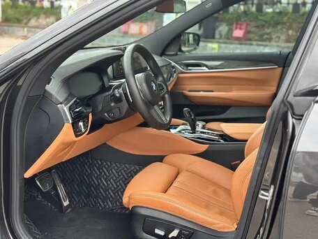 2022 BMW 6 серии Gran Turismo 630i IV (G32) Рестайлинг, чёрный, 5148000 рублей, вид 5