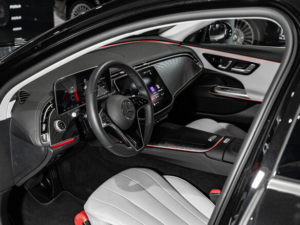 2025 Mercedes-Benz E-Класс 200 VI (W214, S214), чёрный, 7350000 рублей - вид 13