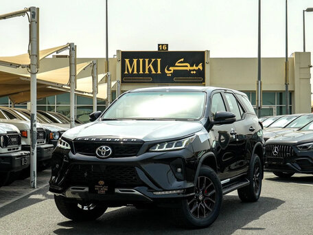 2026 Toyota Fortuner II Рестайлинг, чёрный, 4850000 рублей, вид 3