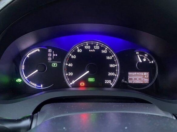 2011 Lexus CT 200h I, красный, 1300000 рублей - вид 6