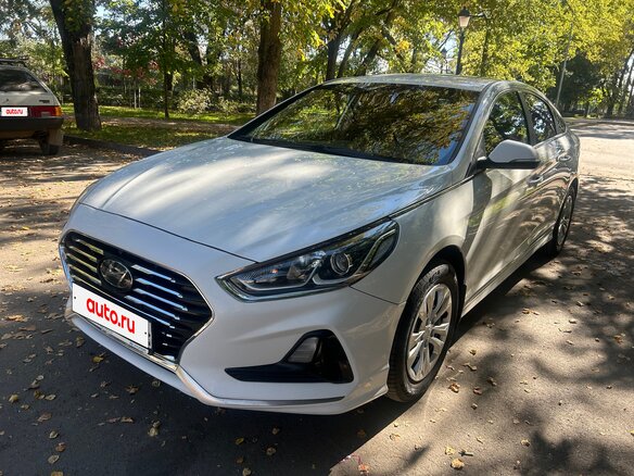 2017 Hyundai Sonata VII (LF) Рестайлинг, белый, 1290000 рублей - вид 12