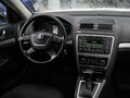 2011 Skoda Octavia DSG7 II (A5) Рестайлинг, белый, 650000 рублей - вид 9
